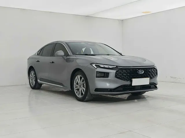 Ford Mondeo — Фото автомобиля 7