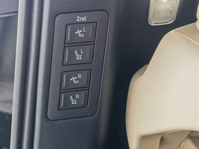 Toyota Alphard — Фото автомобиля 15