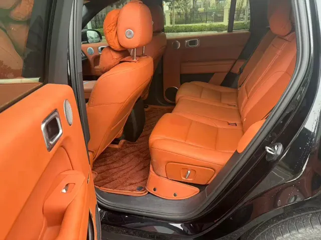 Li Auto L6 — Фото автомобиля 5