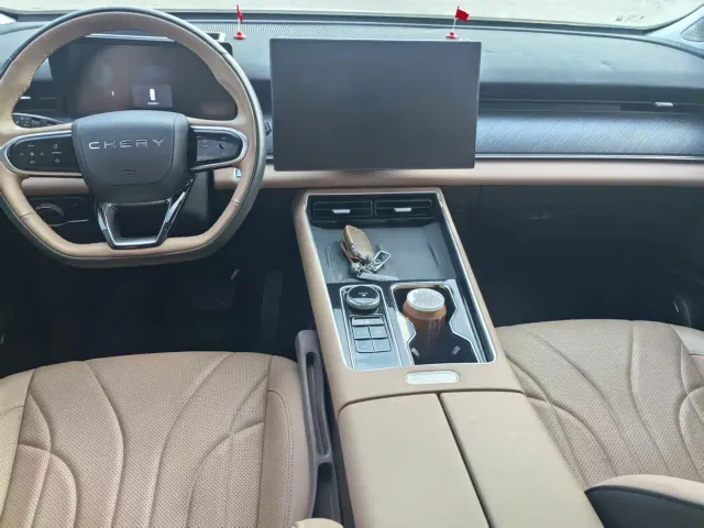 Chery Tiggo 8L — Фото автомобиля 12