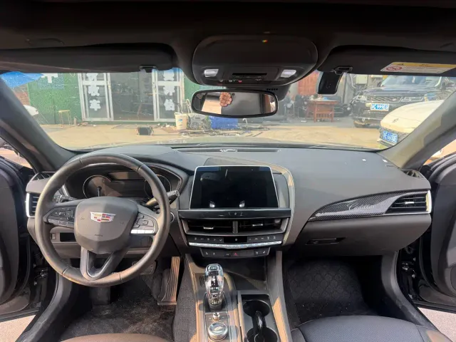 Cadillac CT5 — Фото автомобиля 11