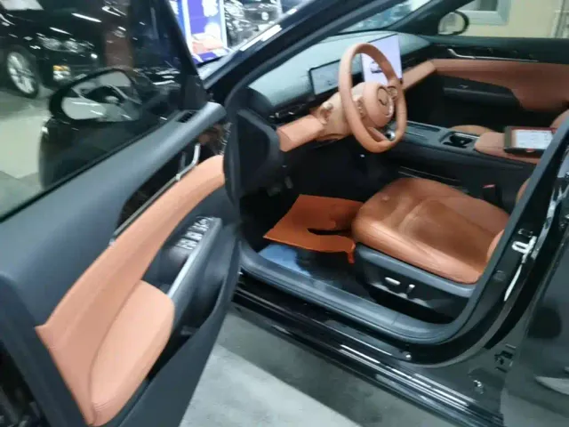 Wuling Starlight — Фото автомобиля 15