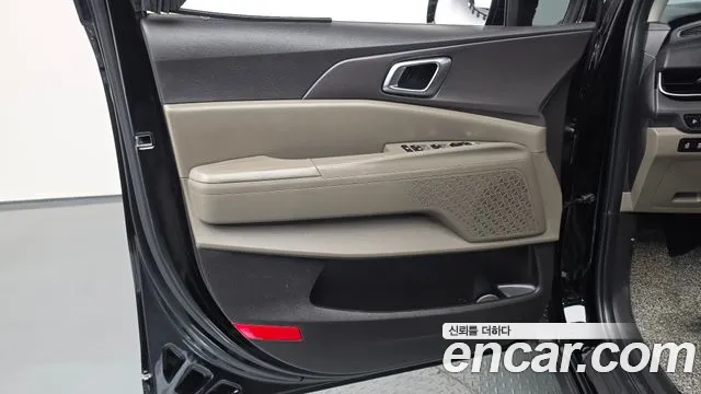 Kia Carnival 4th Gen — Фото автомобиля 13