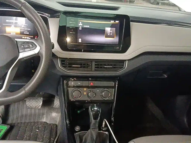 Volkswagen Tharu — Фото автомобиля 12