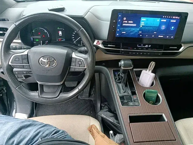 Toyota Granvia — Фото автомобиля 9