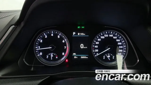 Hyundai Sonata — Фото автомобиля 8