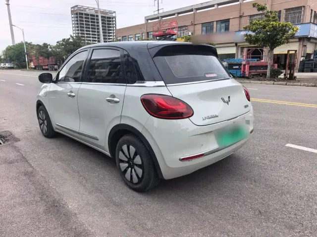 Wuling Bingo — Фото автомобиля 13