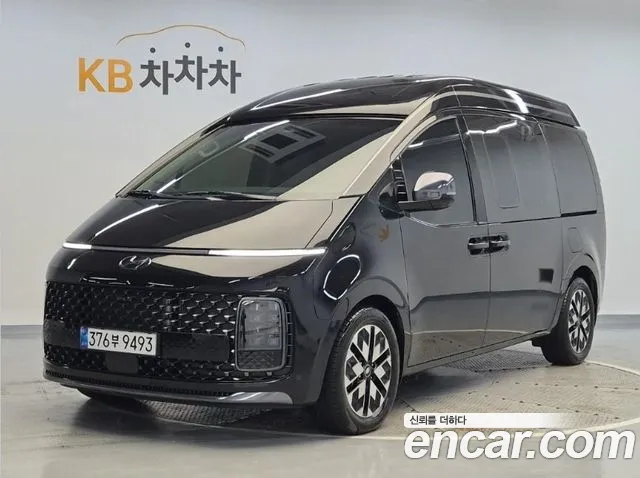 Фотография автомобиля — Hyundai Staria