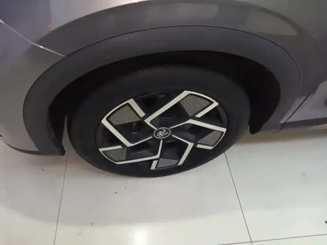 BYD Yuan PLUS — Фото автомобиля 22