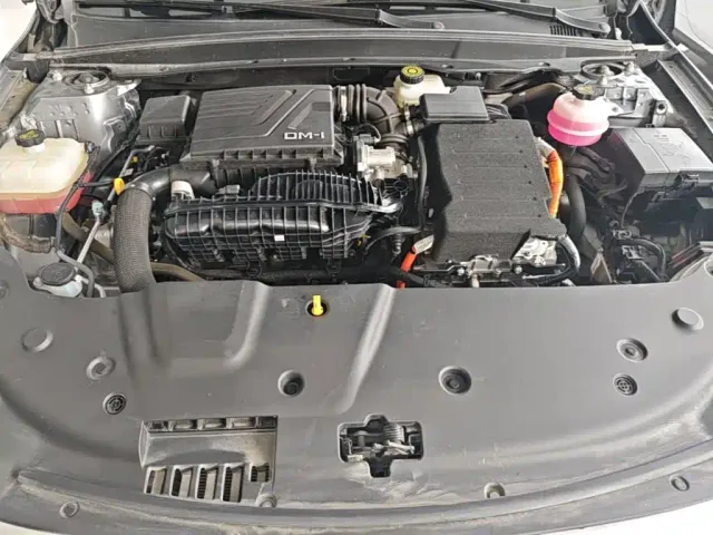 BYD Qin PLUS — Фото автомобиля 19