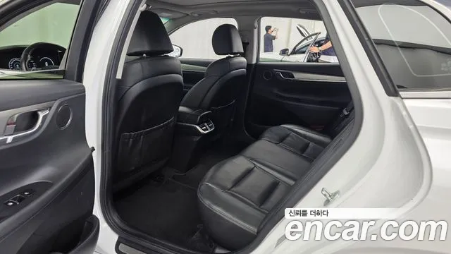 Hyundai Grandeur Новый Grandeur IG — Фото автомобиля 23