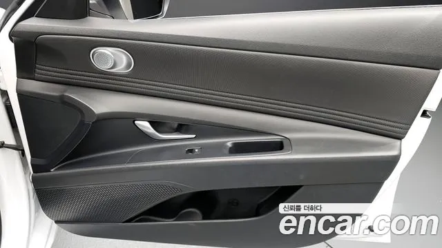 Hyundai AVANTE Avante (CN7) — Фото автомобиля 24
