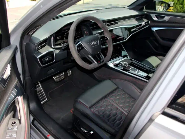 Audi RS 6 — Фото автомобиля 15
