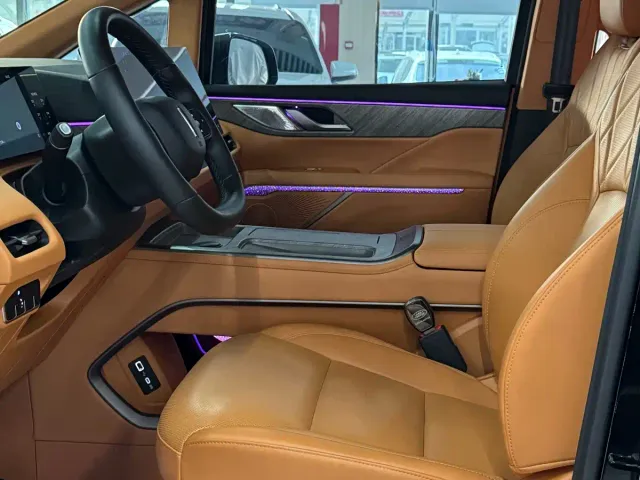 Wey Alpine — Фото автомобиля 7