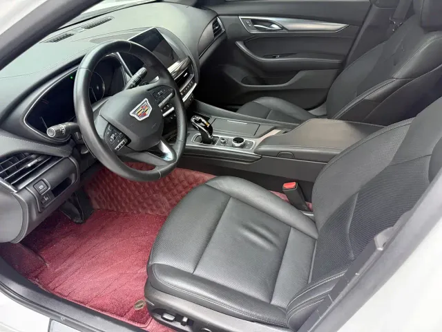 Cadillac CT5 — Фото автомобиля 5
