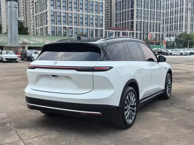 Nio ES6 — Фото автомобиля 4
