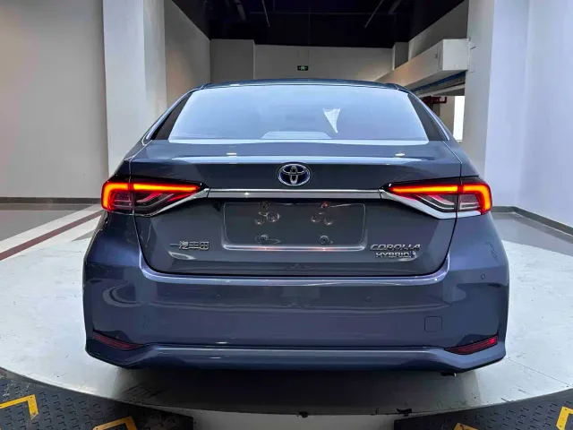 Toyota Corolla — Фото автомобиля 4