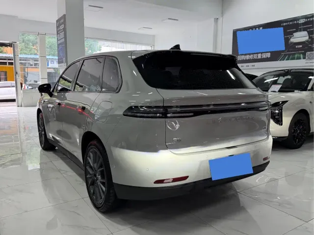 Leapmotor C10 — Фото автомобиля 8
