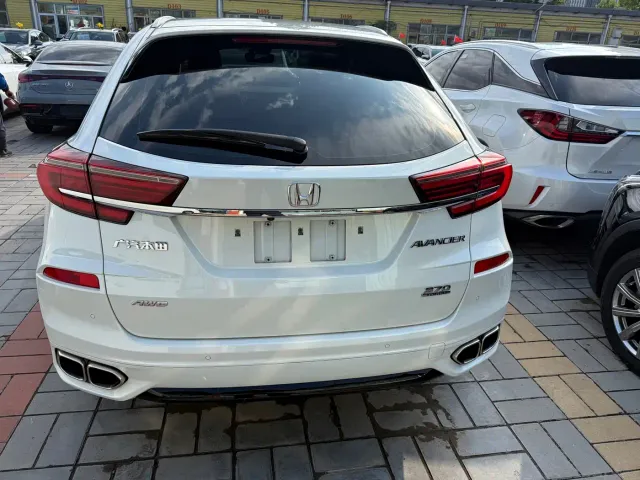 Honda Avancier — Фото автомобиля 5