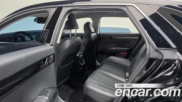 Hyundai Grandeur GN7 — Фото автомобиля 11