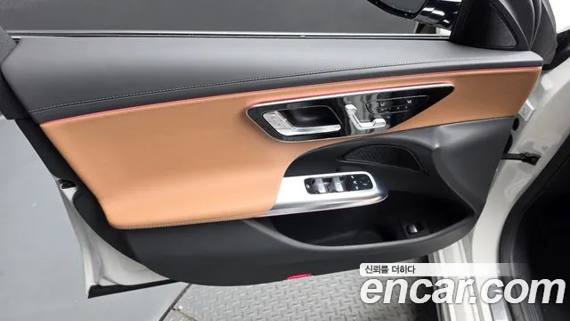 Mercedes-Benz E-Class W214 — Фото автомобиля 13