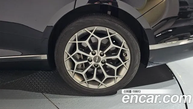 Genesis G80 RG3 — Фото автомобиля 6