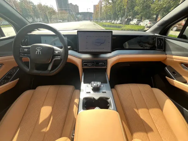 BYD Song L DM-i — Фото автомобиля 8