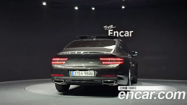 Genesis G80 RG3 — Фото автомобиля 4