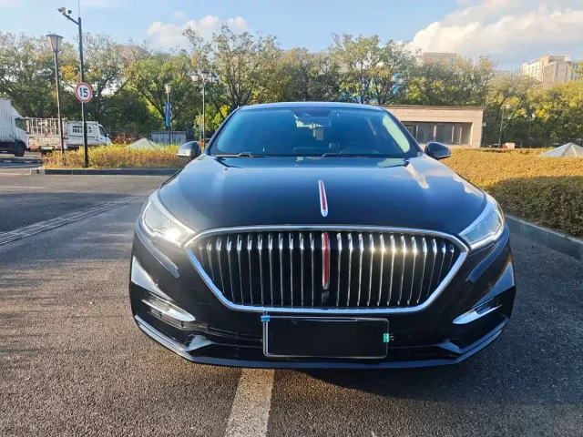 Hongqi H5 — Фото автомобиля 2