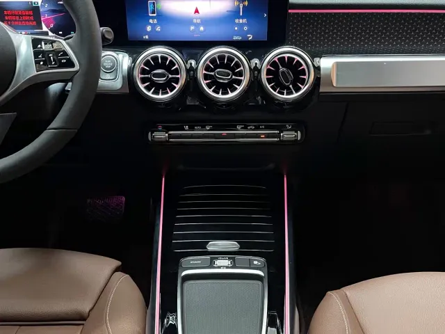 Mercedes-Benz GLB-Class — Фото автомобиля 7