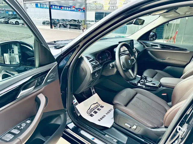 BMW X3 — Фото автомобиля 7