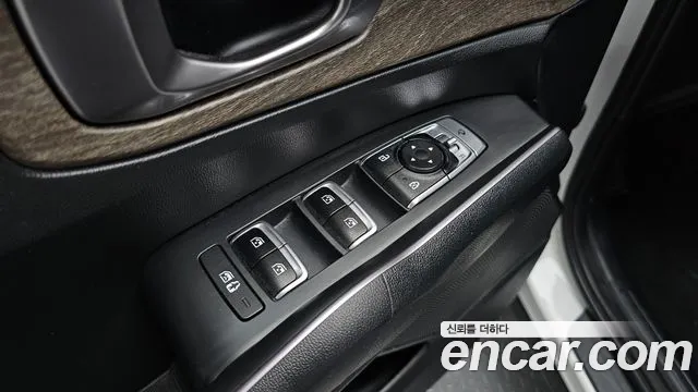 Kia Sorento Sorento 4-е поколение Бензин 2.5T 2WD — Фото автомобиля 26