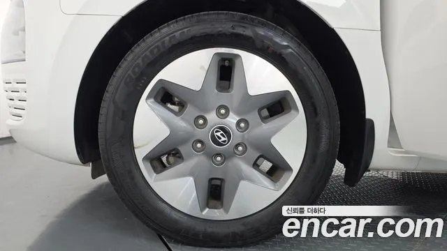 Hyundai Staria — Фото автомобиля 5