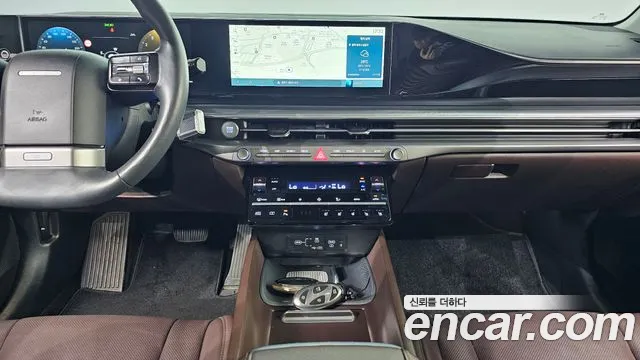 Hyundai Grandeur GN7 — Фото автомобиля 18