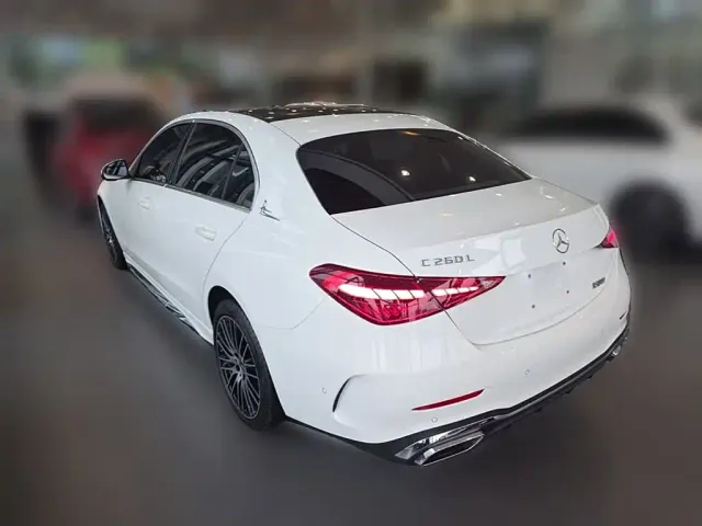 Mercedes-Benz C-Class — Фото автомобиля 6