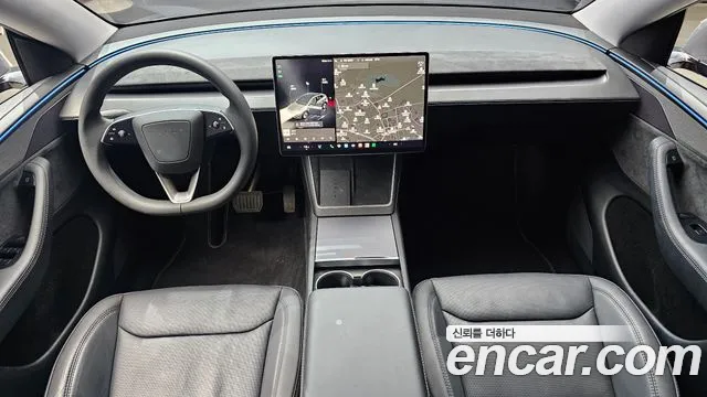 Tesla Model Y — Фото автомобиля 6