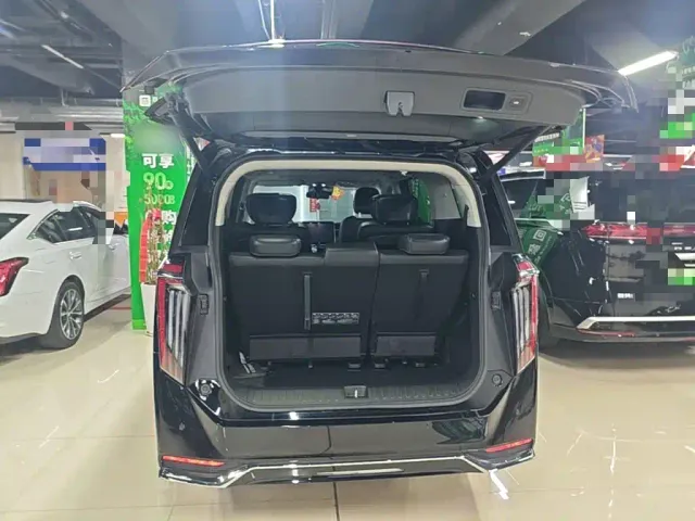 GAC Trumpchi M8 — Фото автомобиля 18