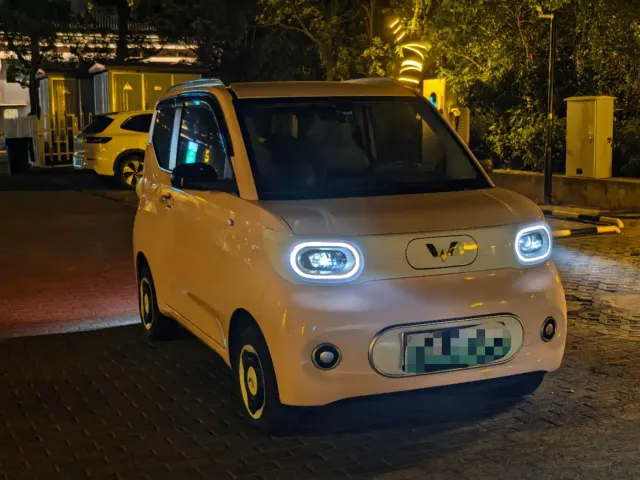 Wuling Hongguang Mini EV — Фото автомобиля 3
