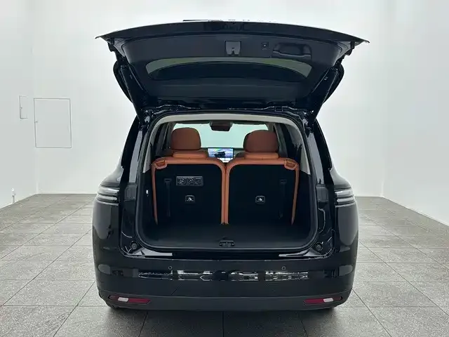 Leapmotor C16 — Фото автомобиля 15