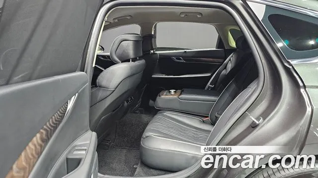 Genesis G80 Бензин 2.5 турбо AWD — Фото автомобиля 12