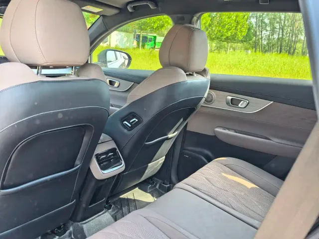 Chery Tiggo 8 PLUS — Фото автомобиля 10