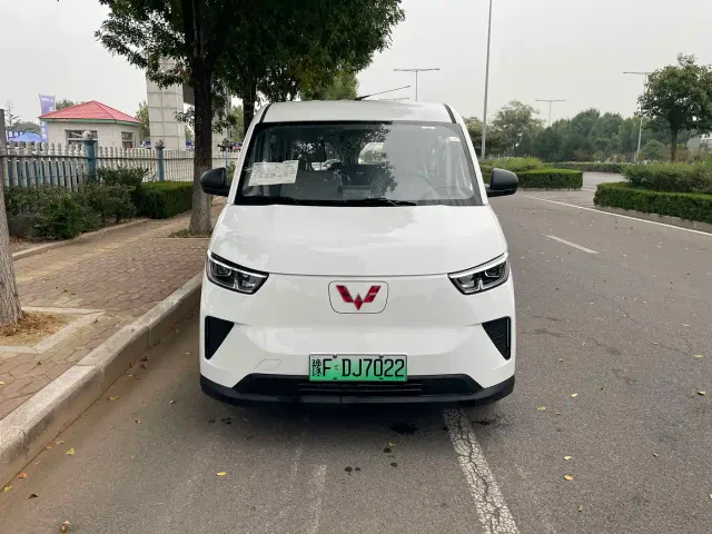 Wuling Yangguang — Фото автомобиля 9