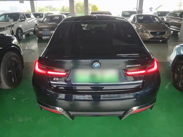 BMW i3 — Фото автомобиля 5