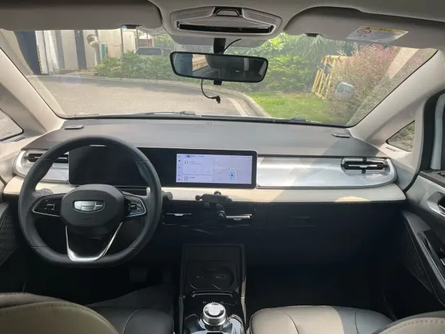 Geely Geometry E Firefly — Фото автомобиля 5