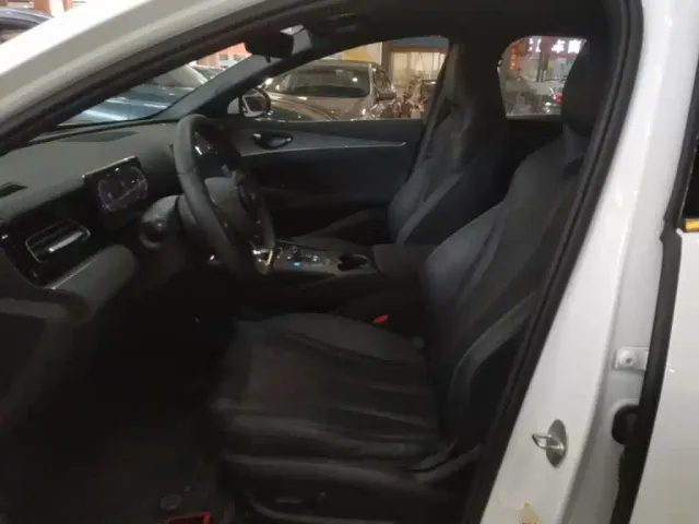 BYD Seal 06 — Фото автомобиля 10