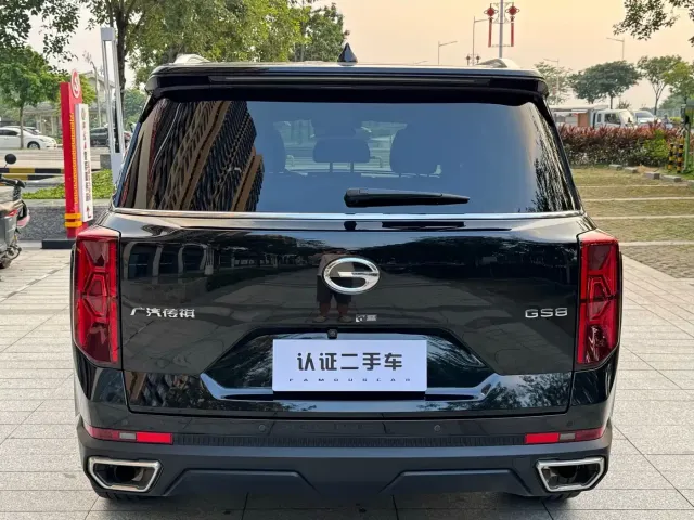 GAC Trumpchi GS8 — Фото автомобиля 10