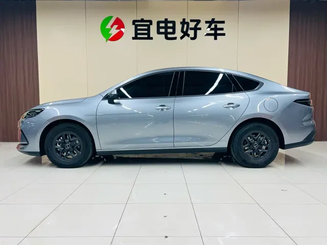 BYD Seal 05 DM-i — Фото автомобиля 4