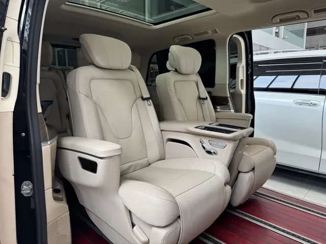 Mercedes-Benz V-Class — Фото автомобиля 10
