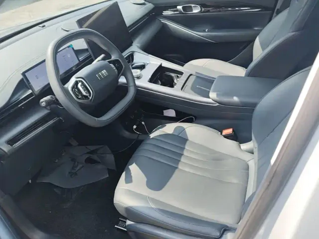 Geely Galaxy E5 — Фото автомобиля 14