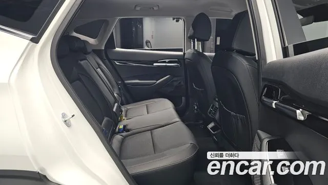 Kia Seltos Бензин 1.6 турбо 2WD — Фото автомобиля 9